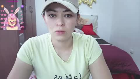 Snapshot of valentina_nappi96 chatting on June 1, 7:37 pm VALE online show from June 1, 7:37 pm