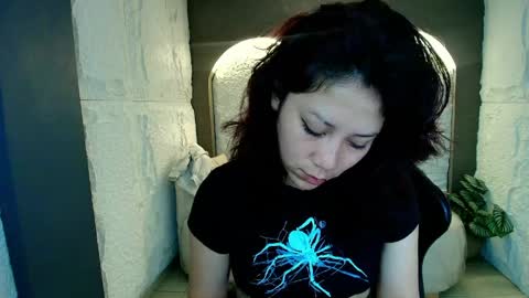 Valentina online show from April 2, 3:15 am