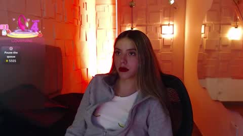 Snapshot of valentina_red18 chatting on November 14, 5:00 pm Valentina online show from November 14, 5:00 pm