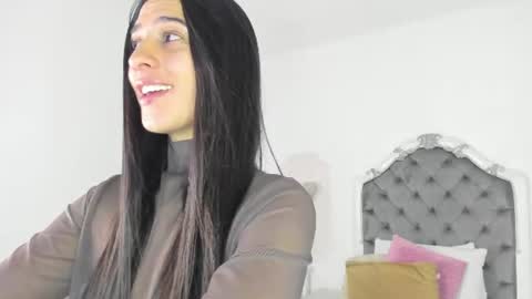 Snapshot of valentina_ross_ chatting on July 1, 11:56 am Valentina online show from July 1, 11:56 am