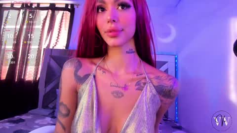 Snapshot of valentina_vegaa chatting on December 12, 9:37 pm Val online show from December 12, 9:37 pm