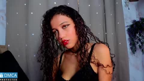 Snapshot of valentinaa_07 chatting on May 15, 6:59 pm valentinaa_07 online show from May 15, 6:59 pm