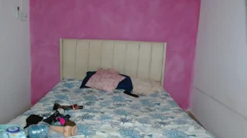 valentinams03 online show from July 28, 2:13 pm