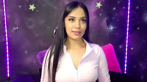 valentinarojass_ online show from May 28, 7:55 pm