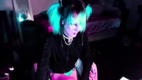 Snapshot of valentinas_dream chatting on September 20, 6:58 am Tina Bates online show from September 20, 6:58 am