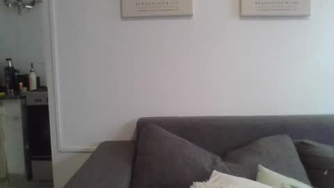 Snapshot of valentinaseleni24 chatting on June 17, 8:10 pm valentinaseleni24 online show from June 17, 8:10 pm