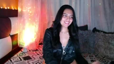 valentinasmith18 online show from May 25, 1:33 am