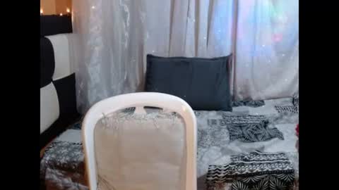 valentinasmith18 online show from July 7, 6:47 am