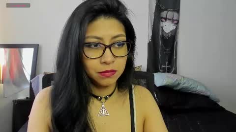 Snapshot of valentinax_love chatting on July 16, 9:43 pm Valentina online show from July 16, 9:43 pm
