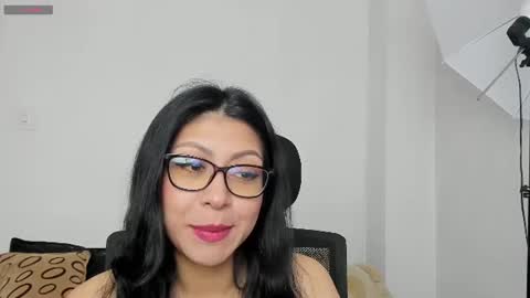 Snapshot of valentinax_love chatting on August 2, 7:34 pm Valentina online show from August 2, 7:34 pm