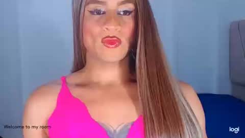 Snapshot of valentinaxxxdoll chatting on March 28, 8:19 pm VALENTINA online show from March 28, 8:19 pm