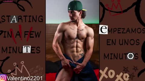 valentino online show from March 2, 4:14 am