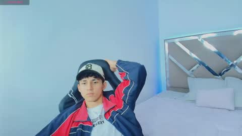 valentino_rey online show from April 16, 12:06 pm