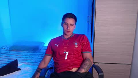 VALENTINO online show from March 24, 11:43 pm