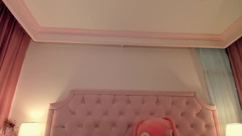 Vale Toro  online show from January 8, 1:41 pm