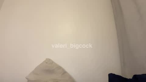 valeri_bigcock online show from March 11, 3:12 am