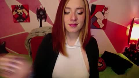 Snapshot of valeri_cove chatting on March 25, 6:14 pm Valeri Cove online show from March 25, 6:14 pm