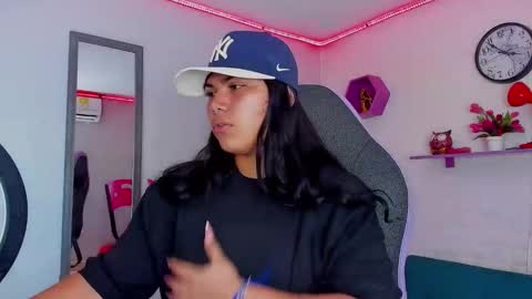 Snapshot of valeri_harpers4 chatting on October 1, 4:24 pm valeri_harpers4 online show from October 1, 4:24 pm