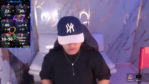 Snapshot of valeri_harpers4 chatting on October 23, 4:39 pm valeri_harpers4 online show from October 23, 4:39 pm