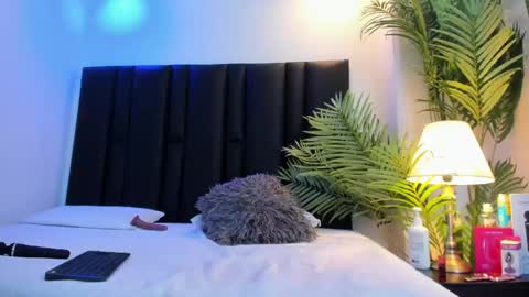 Snapshot of valeri_tafur chatting on April 30, 8:57 pm valeri_tafur online show from April 30, 8:57 pm