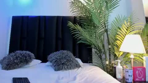 Snapshot of valeri_tafur chatting on July 28, 2:13 pm valeri_tafur online show from July 28, 2:13 pm