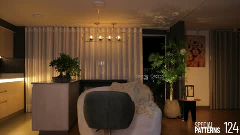 valeria_orozco online show from July 18, 1:43 am