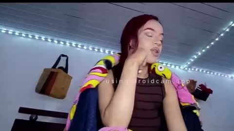 valeria_rios22 online show from April 6, 7:20 am