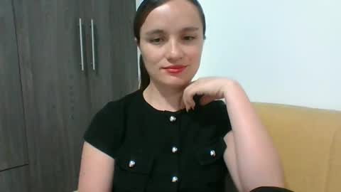 Snapshot of valeriafrannco chatting on March 14, 11:43 pm valeriafrannco online show from March 14, 11:43 pm