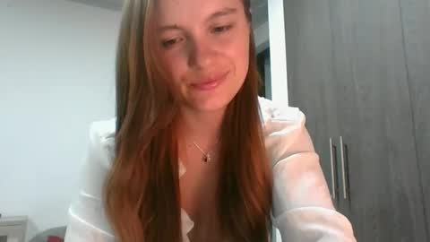 Snapshot of valeriafrannco chatting on April 5, 4:31 am valeriafrannco online show from April 5, 4:31 am