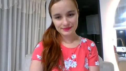 Snapshot of valeriafrannco chatting on June 25, 5:07 am valeriafrannco online show from June 25, 5:07 am