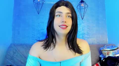 Snapshot of valeriagill_ chatting on March 5, 11:01 pm valeriagill_ online show from March 5, 11:01 pm