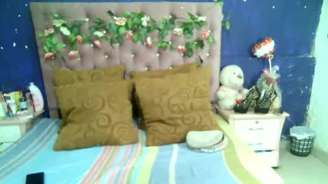 La valerie26 online show from December 14, 11:48 am