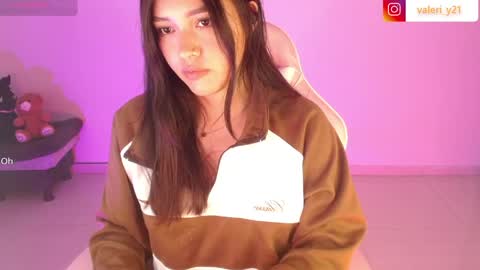 Snapshot of valeribell1 chatting on May 10, 3:12 am Valeri online show from May 10, 3:12 am
