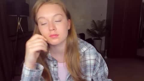 Snapshot of valericherry chatting on May 26, 2:46 pm ValeriCherry online show from May 26, 2:46 pm