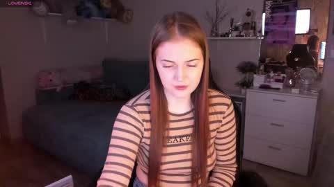 Snapshot of valerie_cutee chatting on February 4, 6:03 pm Lera online show from February 4, 6:03 pm