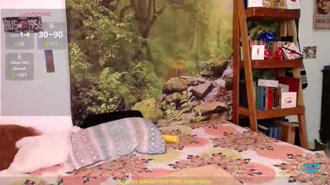 Valerie online show from March 18, 4:43 pm