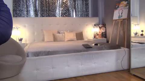 Snapshot of valeriecoy chatting on February 18, 12:34 pm Valerie online show from February 18, 12:34 pm