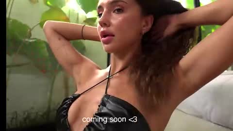 Snapshot of valerieh chatting on July 7, 6:38 am Valerie online show from July 7, 6:38 am