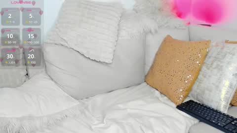 valerie online show from February 18, 11:41 pm