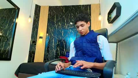 VALERIO  online show from April 15, 3:02 am