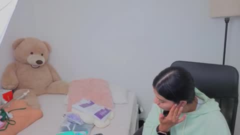 Juli C online show from September 30, 11:54 pm