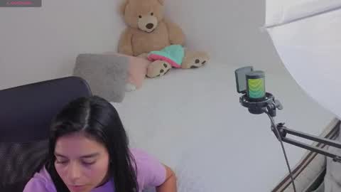 valerihouse_ online show from May 28, 1:36 am