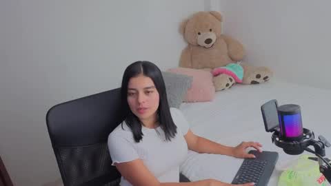 valerihouse_ online show from May 30, 2:19 am