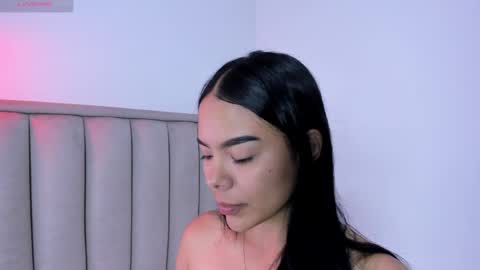 Cris  online show from May 25, 3:40 pm