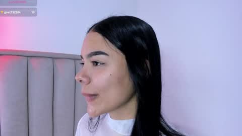 Cris  online show from May 26, 4:47 pm