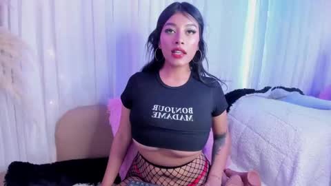 valery__nova_ online show from November 25, 8:31 pm