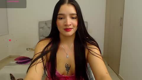 Snapshot of valery_alejo chatting on February 5, 5:34 am valeria online show from February 5, 5:34 am