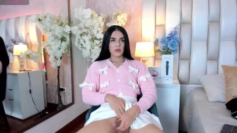Snapshot of valery_rosse__ chatting on September 19, 11:44 am VALERY online show from September 19, 11:44 am