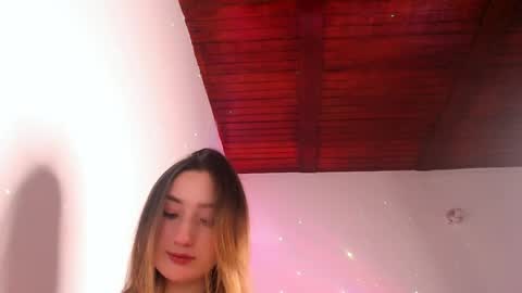 Snapshot of valery_salmons chatting on May 25, 5:08 pm valery_salmons online show from May 25, 5:08 pm