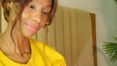 Snapshot of valery_swan1 chatting on May 4, 4:03 pm Valery swan1 online show from May 4, 4:03 pm